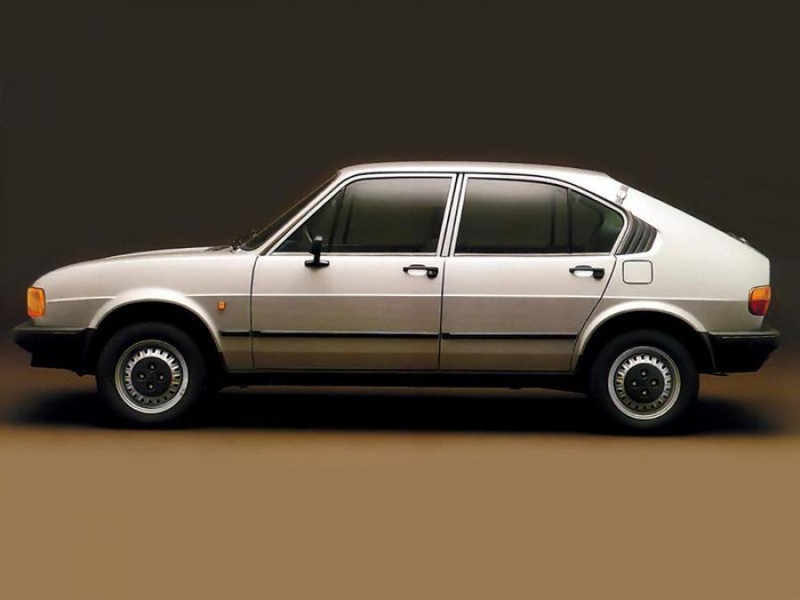  Alfa Romeo Alfasud (901) 1980 года  (WW) (фото 14 из 17)